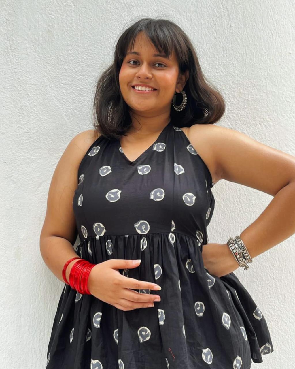 Pyaari Black Halter Neck Kurti